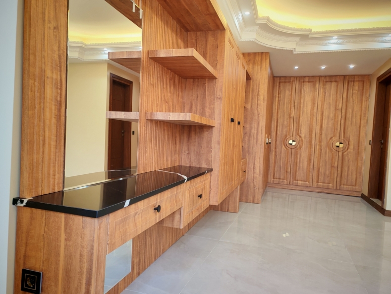 اتاق مستر کمد و میز آرایش