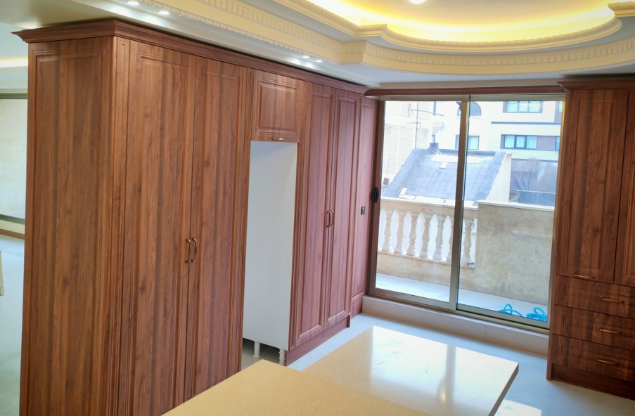 کابینت کمدی یا ایستاده